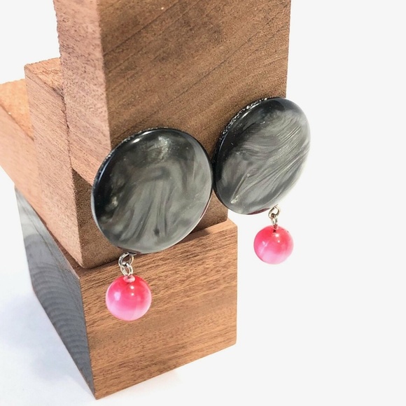 Disc Vintage Lucite Statement Earrings - Picture 5 of 8